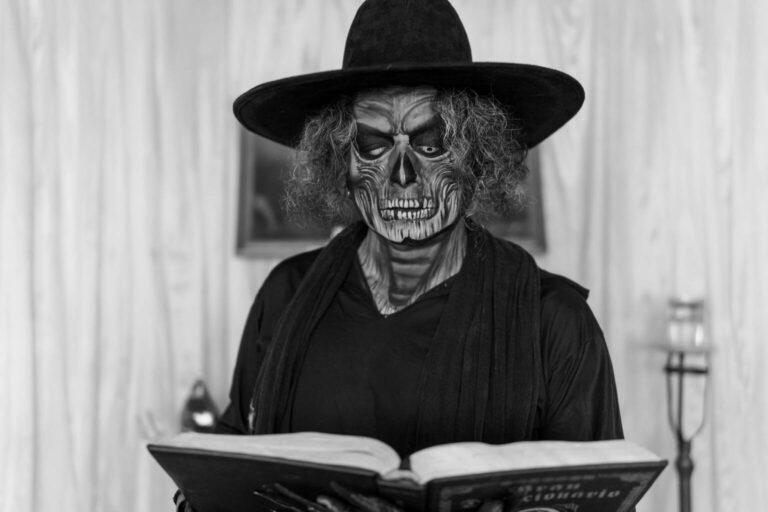 comedy horror books